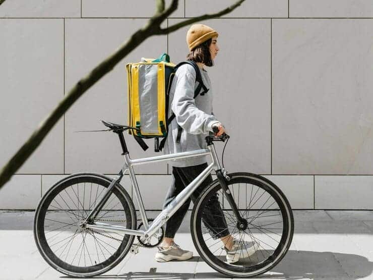 Logística en bicicleta impulsa repartos limpios y rápidos en Sevilla 1 Logística en bicicleta impulsa repartos limpios y rápidos en Sevilla