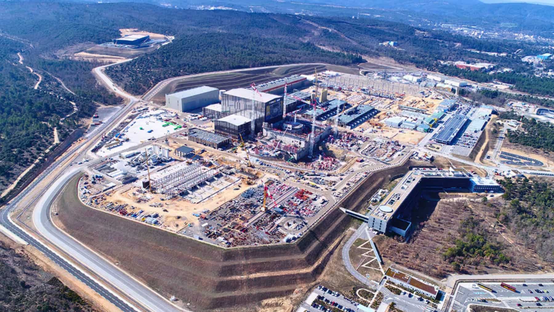Instalaciones del proyecto ITER para el desarrollo de energía de fusión nuclear