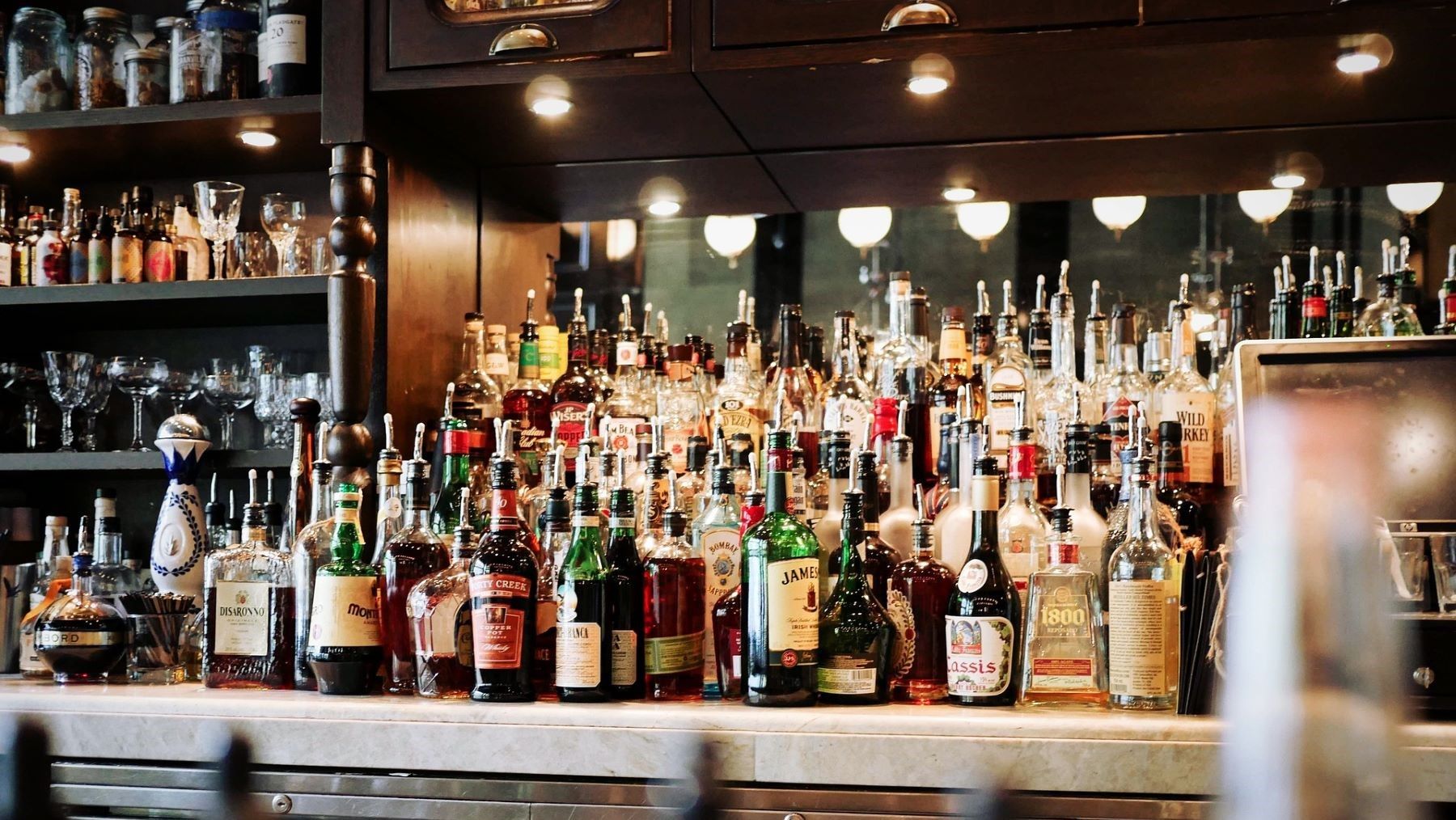 Alcohol y cáncer colorrectal relacionados con hábitos de consumo