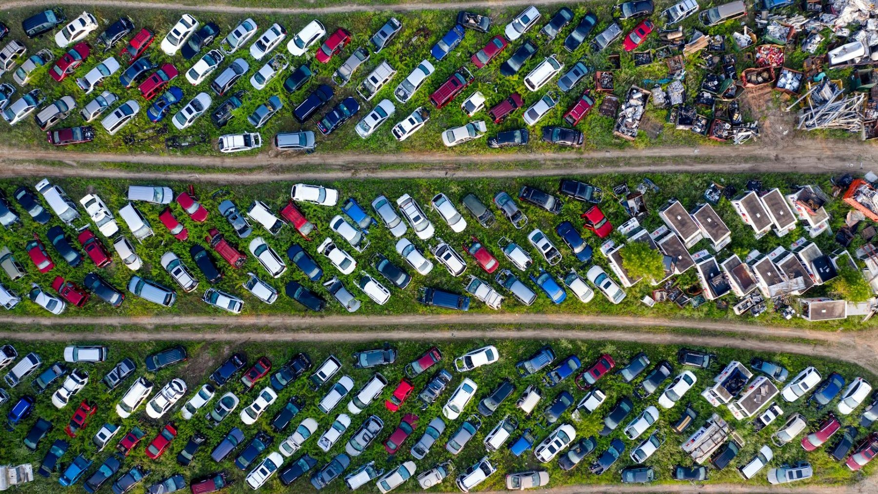 Descarbonización del transporte en España genera debate por el uso de biocombustibles