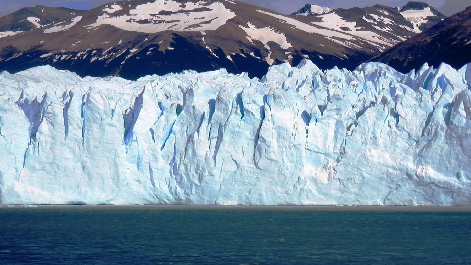 Muestras de hielo de glaciares en peligro conservadas en la Antártida