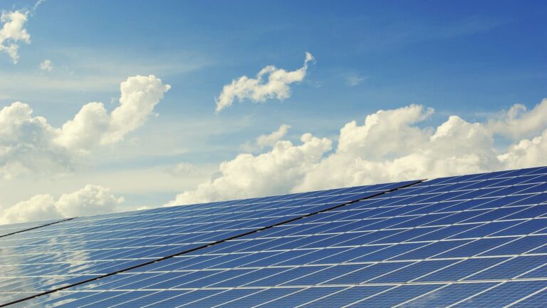 Transición energética en renovables según datos de IRENA