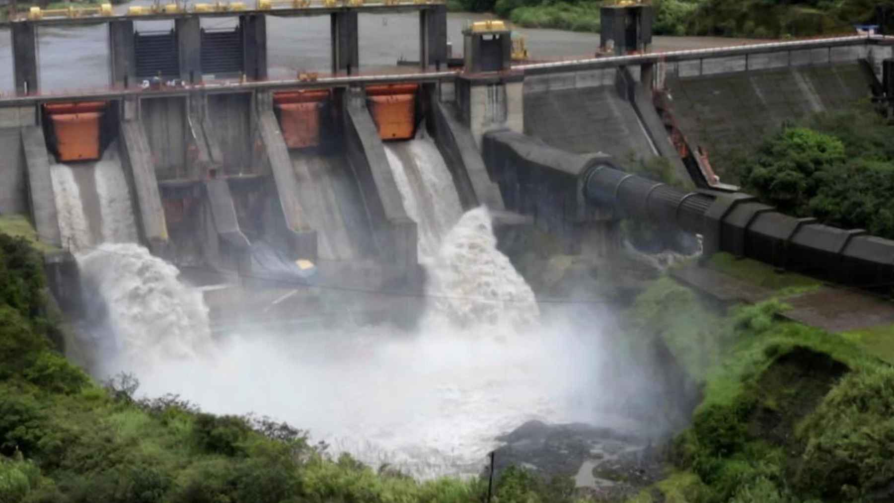 Central hidroeléctrica Agoyán en Ecuador tras el mantenimiento que permitió recuperar 368 MW de energía renovable