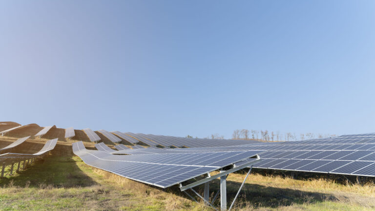 Empresas chinas de energías renovables en la Semana de la Sostenibilidad de Abu Dabi