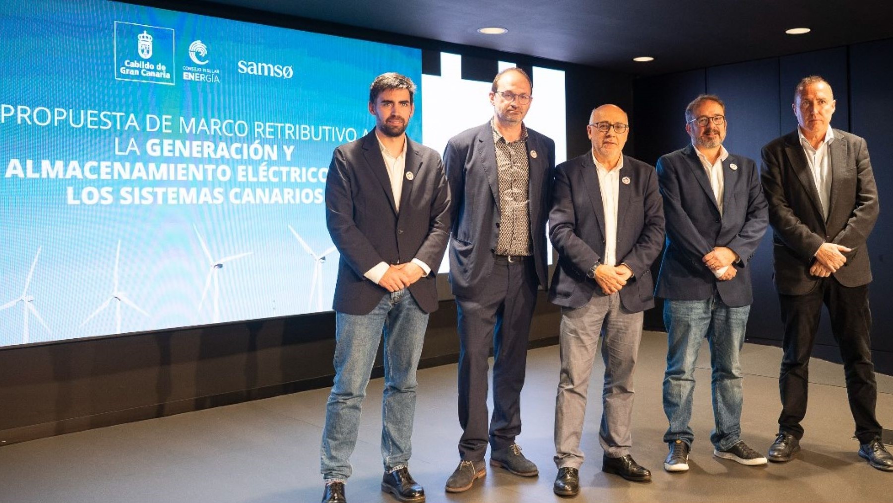 Antonio Morales explica el desperdicio de renovables en Canarias