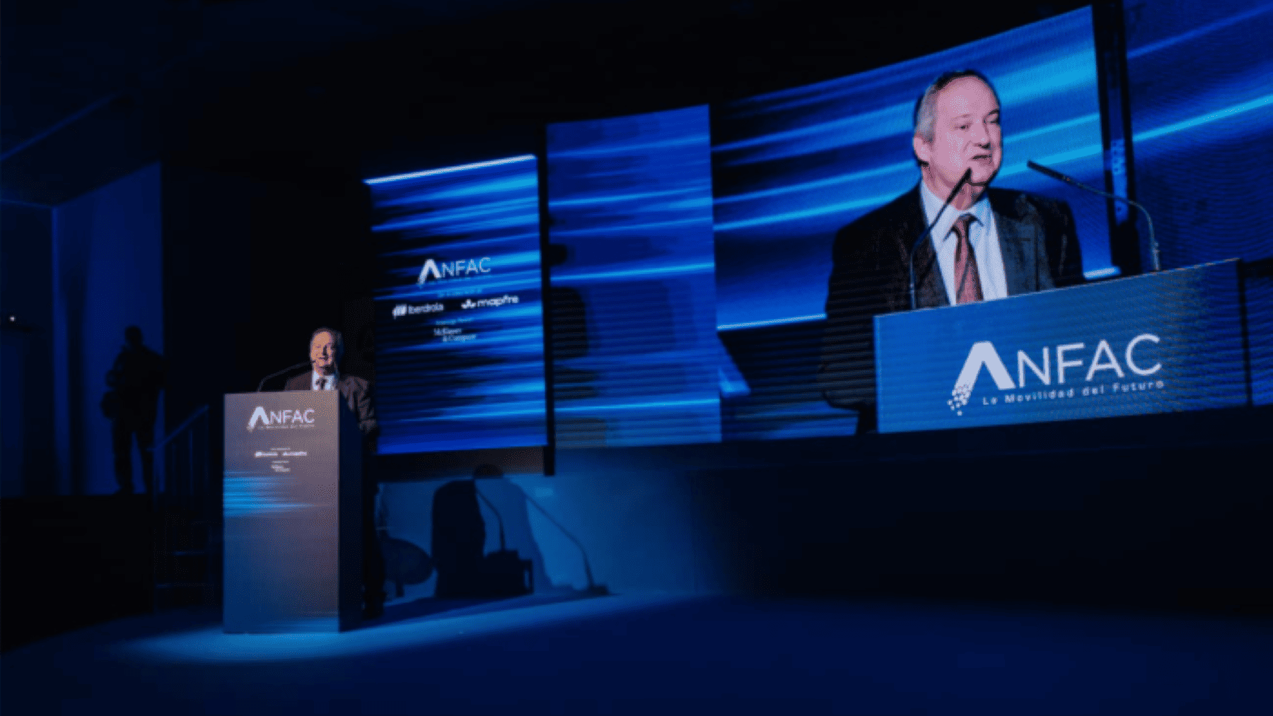 134,7 millones del PERTE VEC para 34 proyectos de vehículo eléctrico en España en una planta industrial automatizada