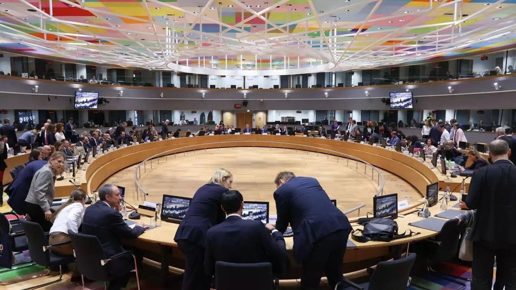 La Oficina Europea del Medioambiente denuncia que la UE debilita normas ambientales por competitividad