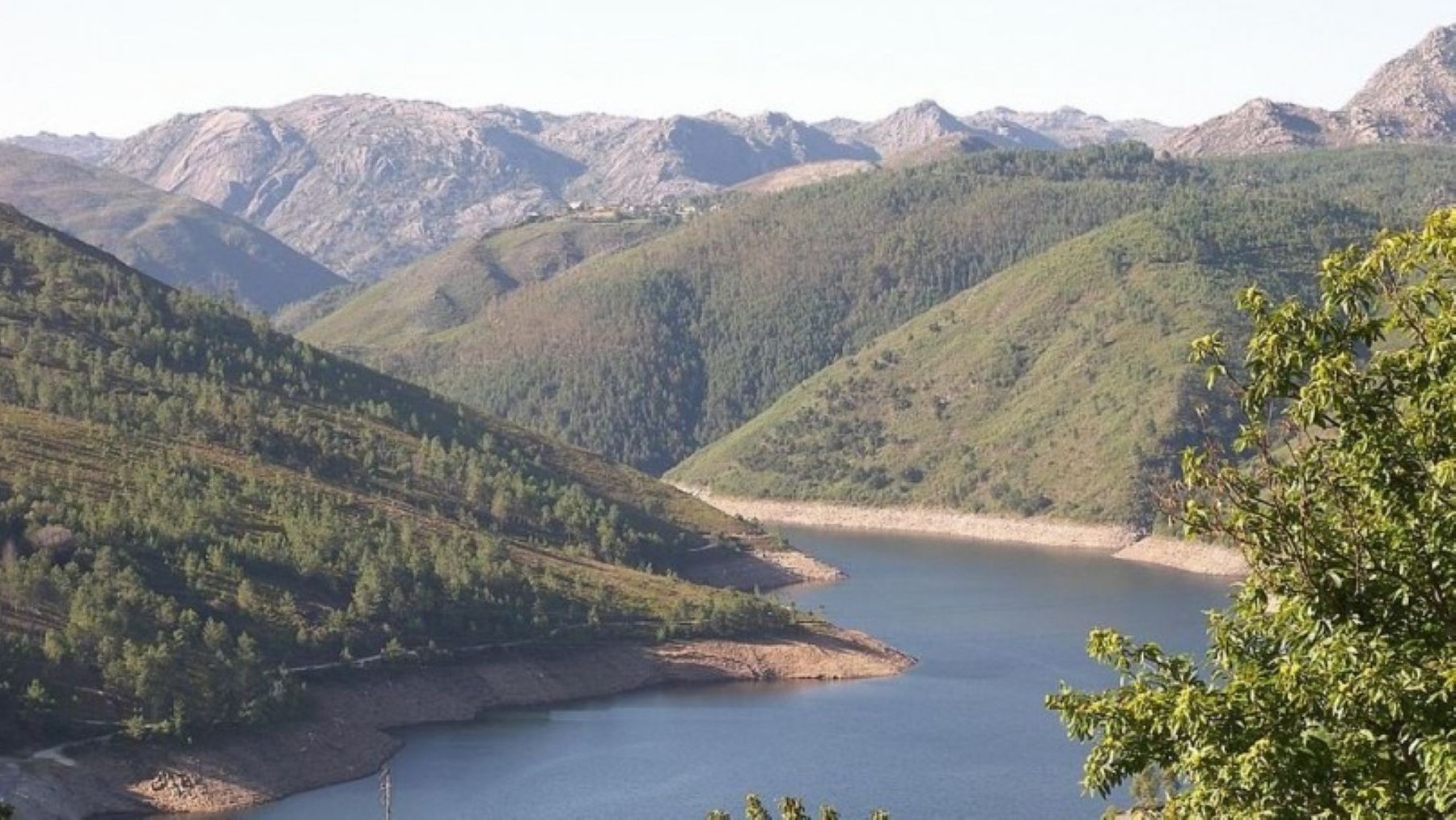 Supremo confirma vulneración de derechos en As Conchas y obliga a restaurar el embalse contaminado