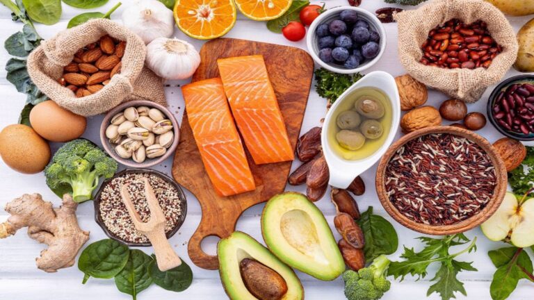 Frutas, verduras y frutos secos en dieta cardiosaludable