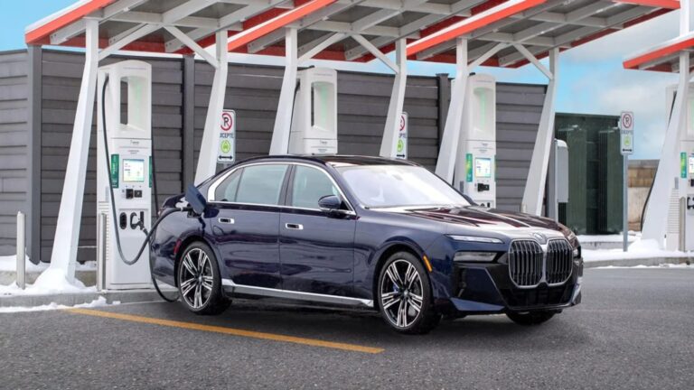 Canadá elimina obligación coches eléctricos y apuesta por incentivos climáticos