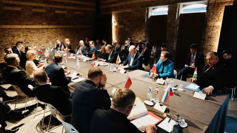 Jefes de Estado de la Unión Europea durante reunión informal en Bélgica