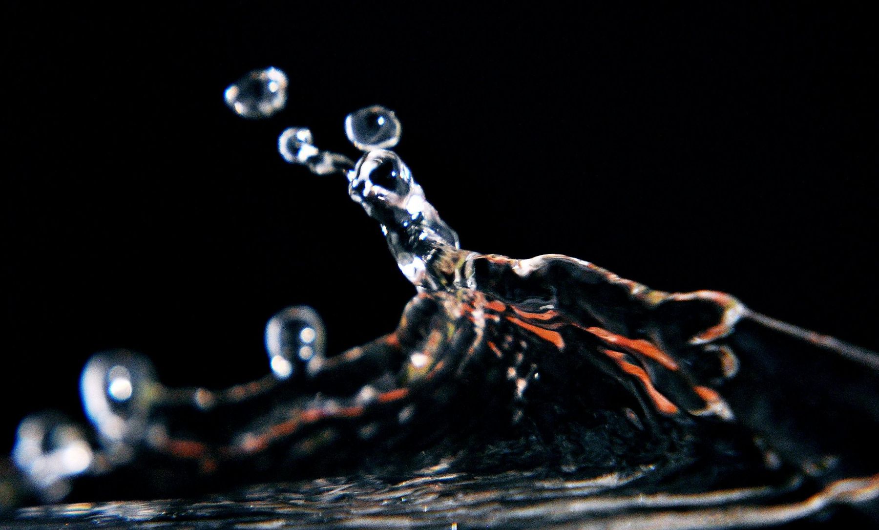 Expertos advierten que la abundancia de agua puede aumentar el consumo