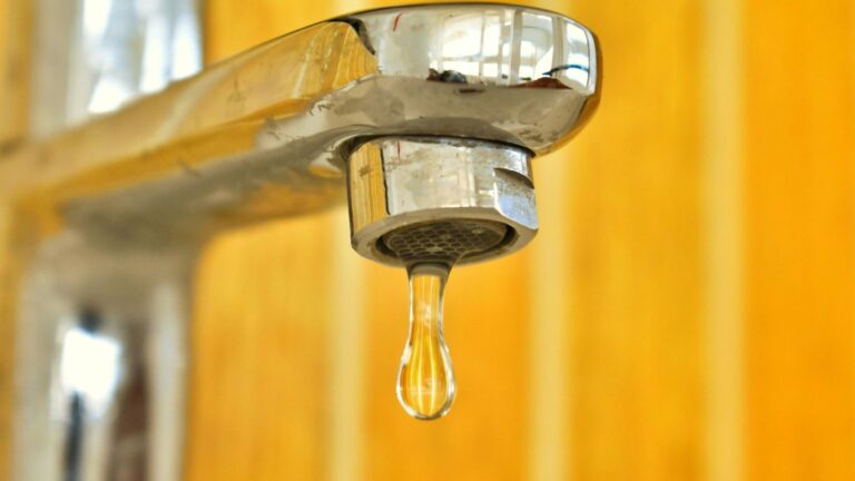 Europa alerta crisis del agua por cambio climático y mala gestión en territorio
