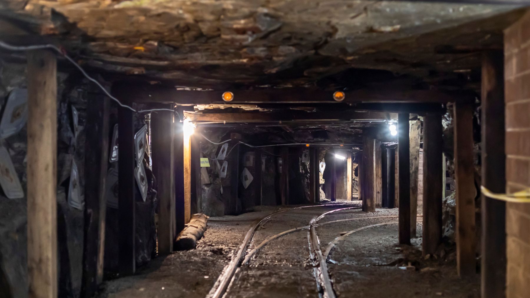 Mina de carbón abandonada que podría convertirse en batería subterránea para almacenar energía renovable.