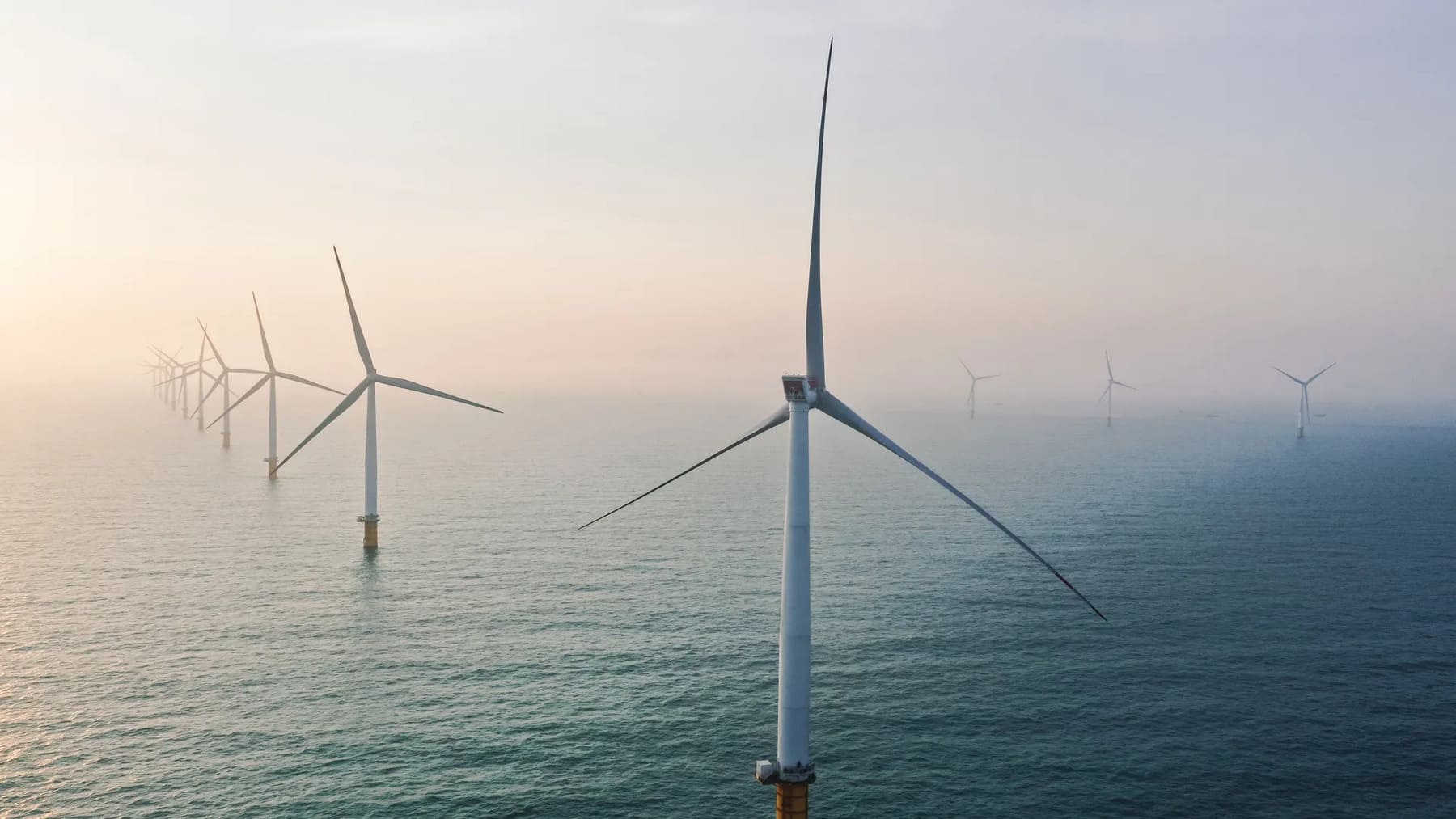 Costa nordeste de Menorca donde se plantean parques eólicos marinos