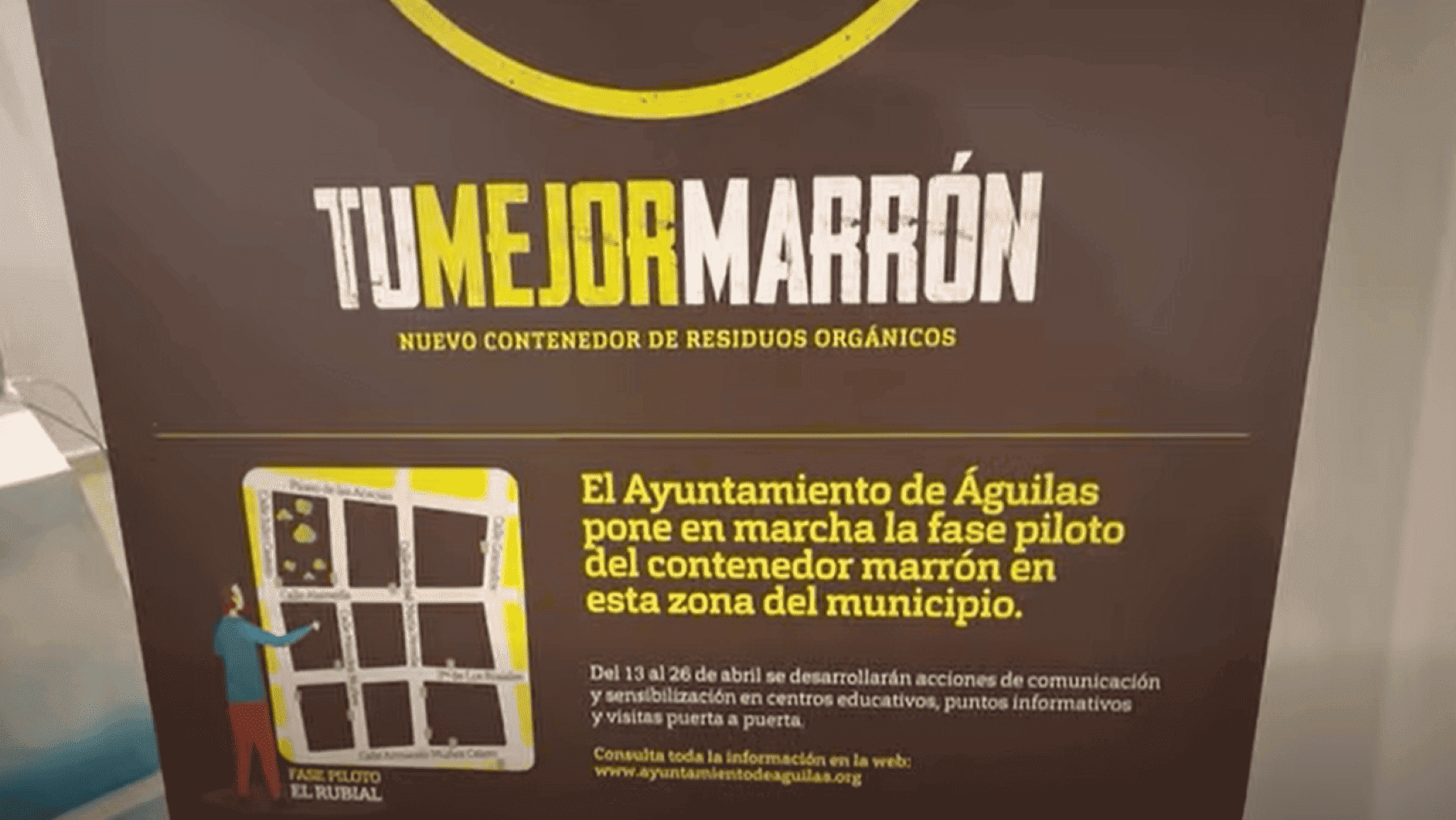 contenedores marrones Águilas reciclaje orgánico barrio El Rubial