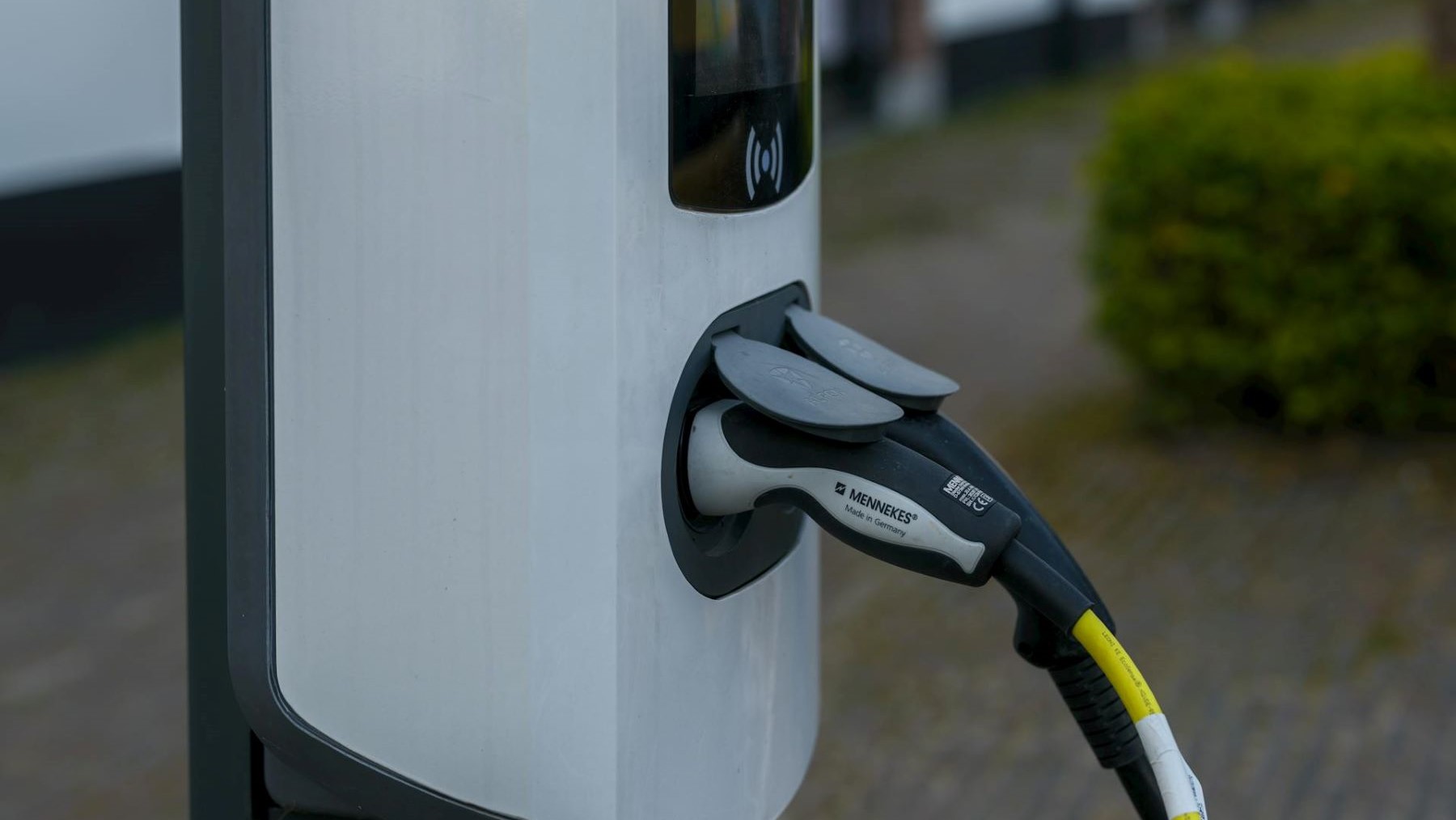 El plan de Francia para acelerar la electrificación energética hasta 2030