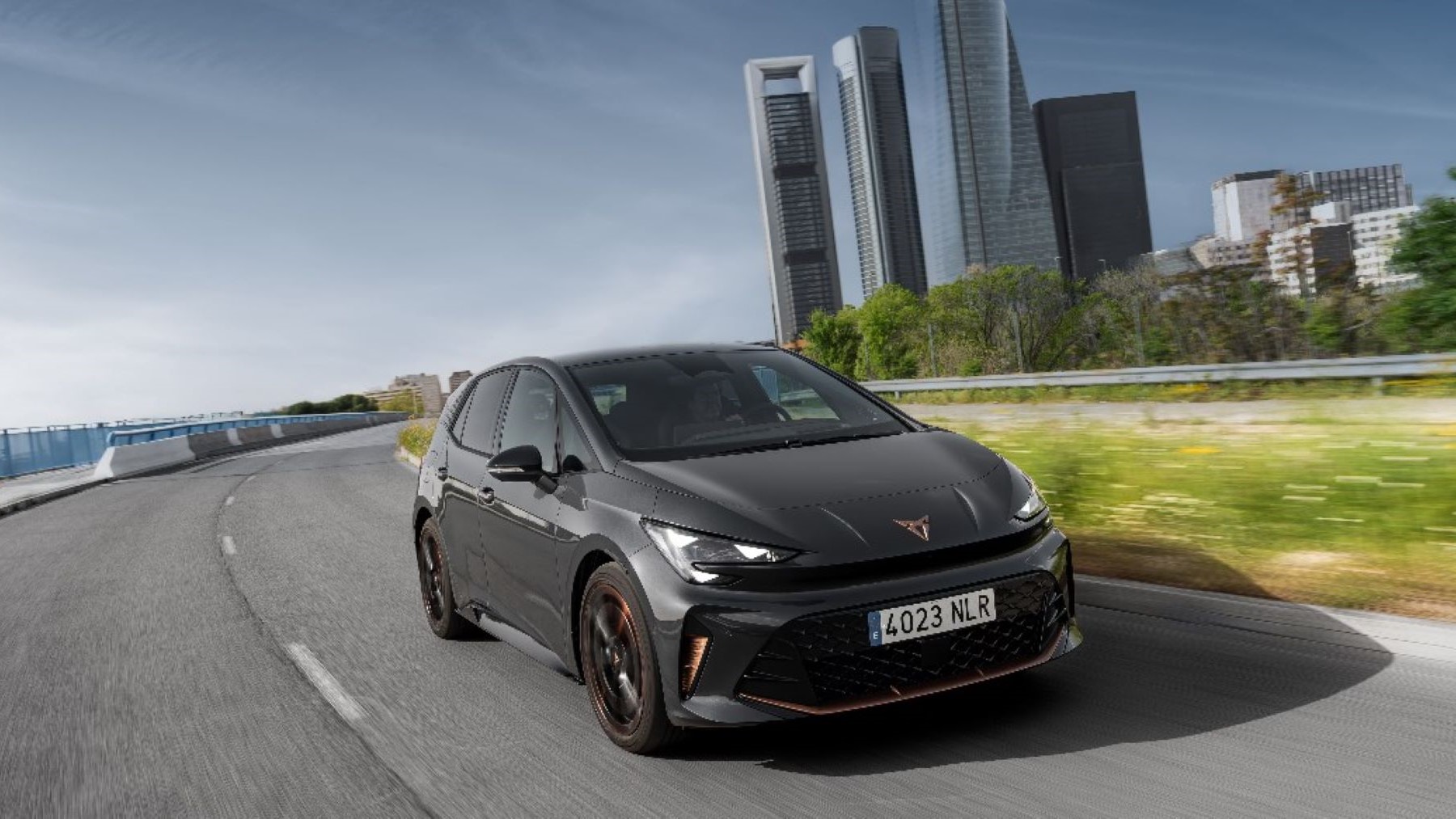 nuevo CUPRA Born VZ eléctrico con 631 km de autonomía