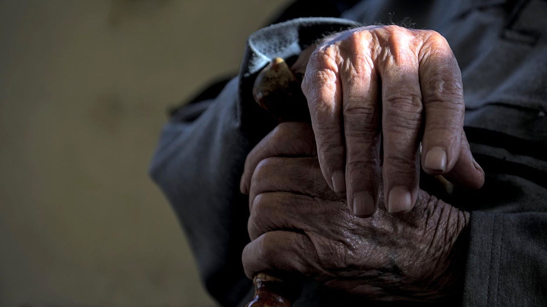 El aislamiento social afecta a la memoria pero no acelera su deterioro