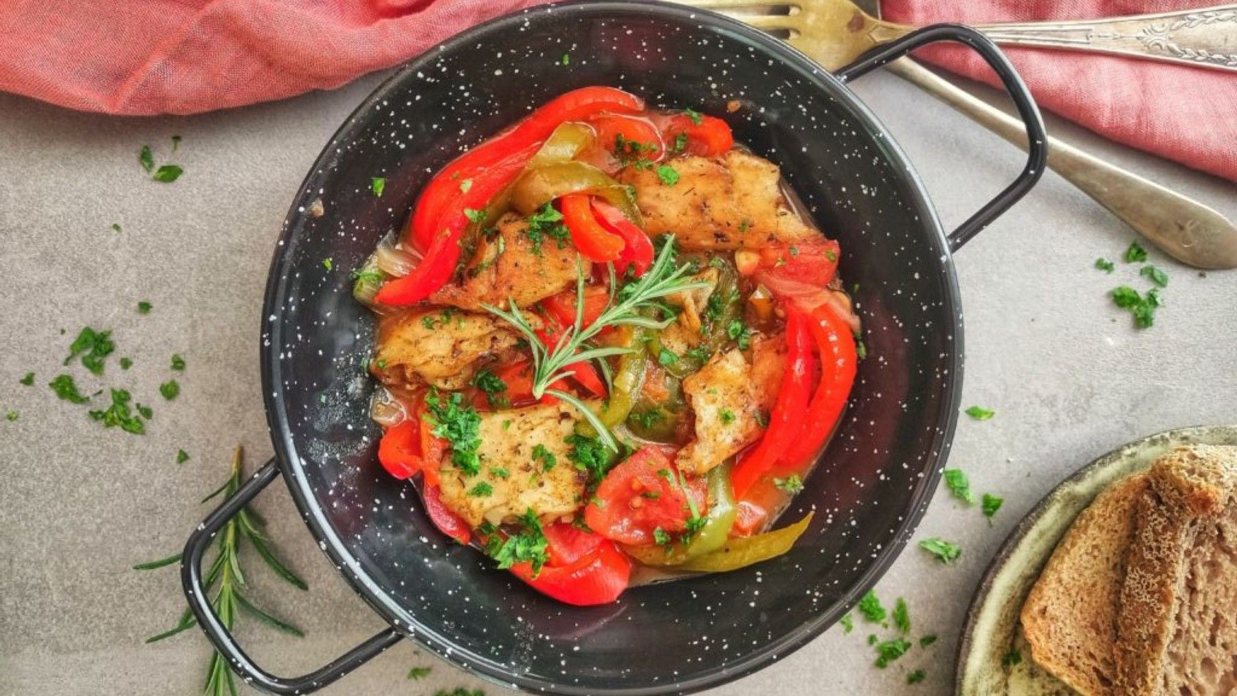 pollo ecológico al chilindrón receta saludable con ingredientes orgánicos y beneficios nutricionales