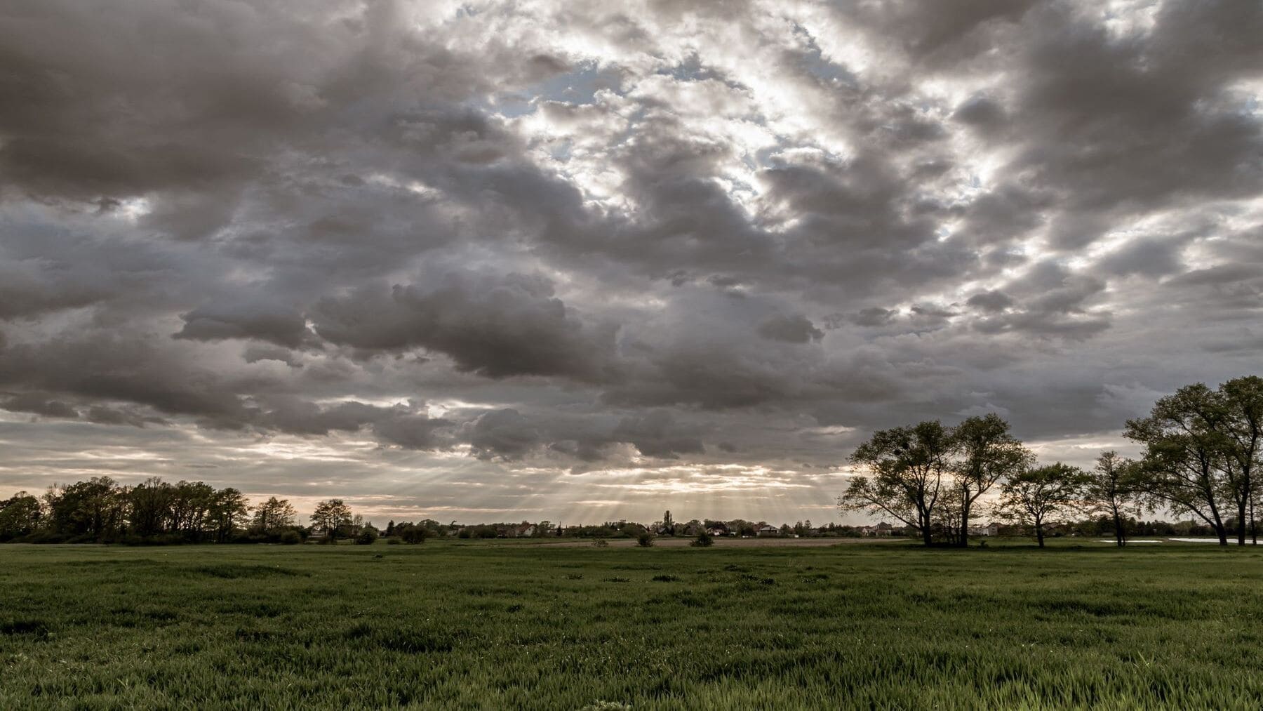 tormentas en España hoy y bajada de temperaturas