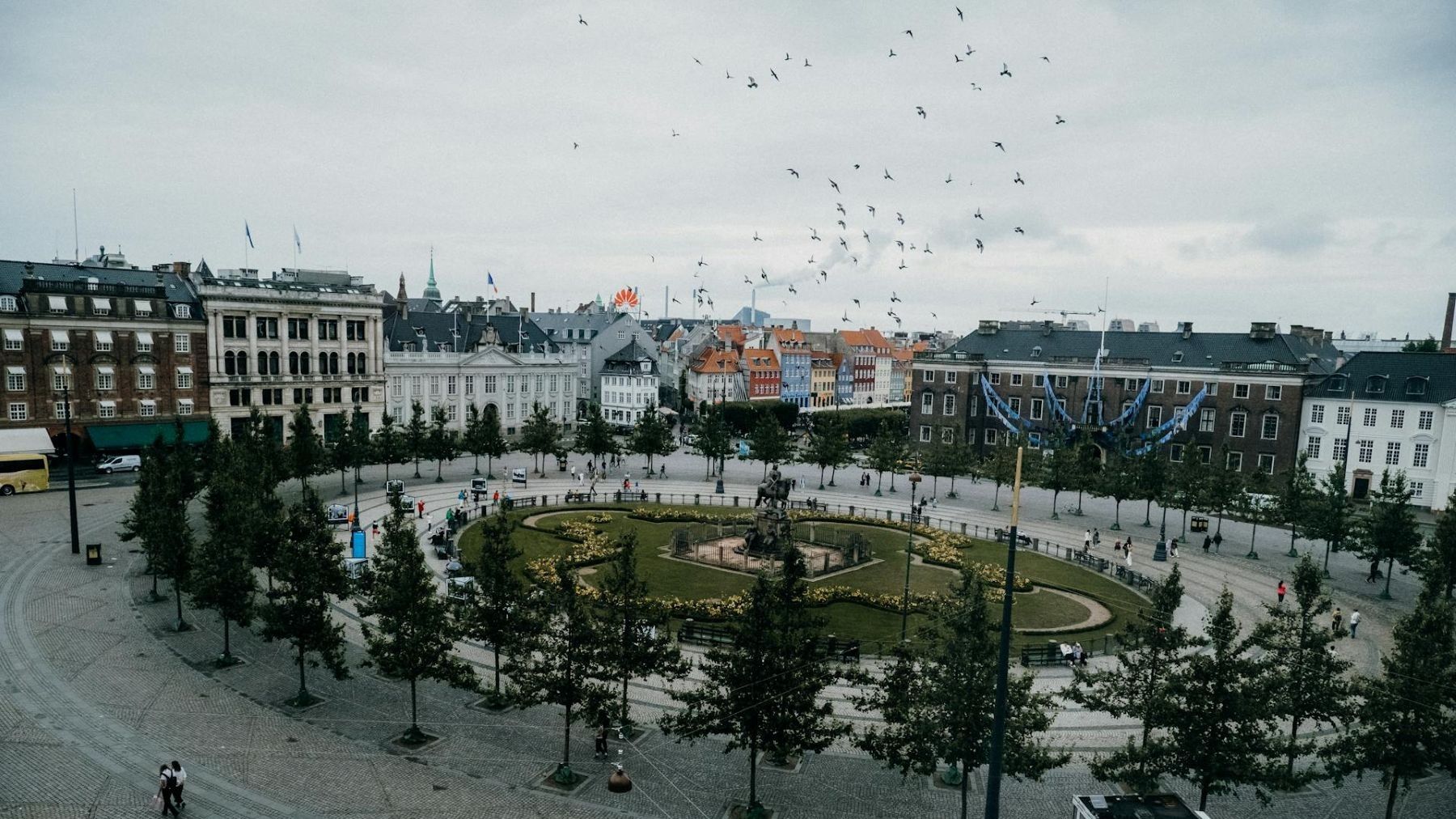 Espacios verdes urbanos almacenan carbono como ecosistemas naturales y ayudan al clima en ciudades sostenibles