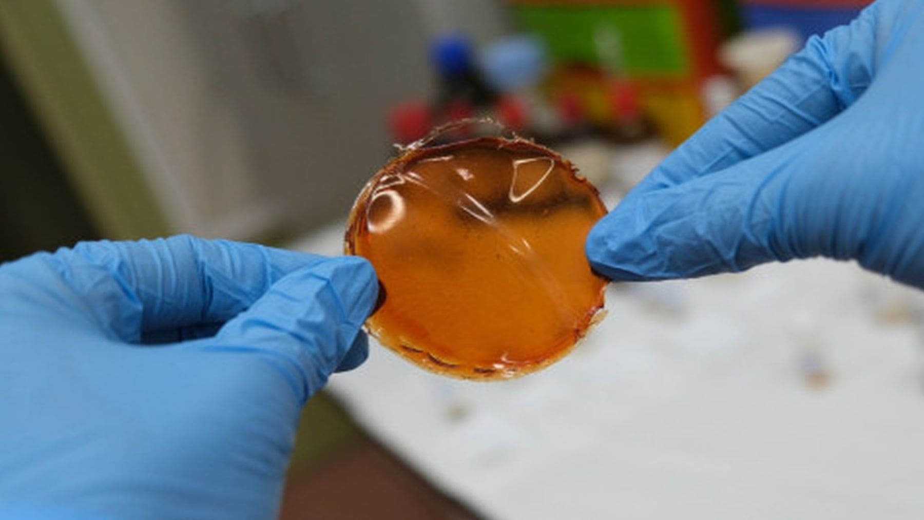 Membrana desarrollada por el CSIC que mejora la separación de hidrógeno en un 800% para energía limpia.