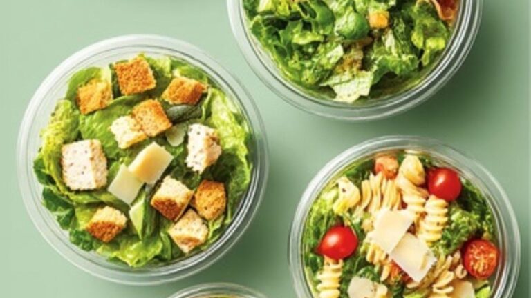 Ensaladas preparadas de supermercado suspenden por exceso de ultraprocesados