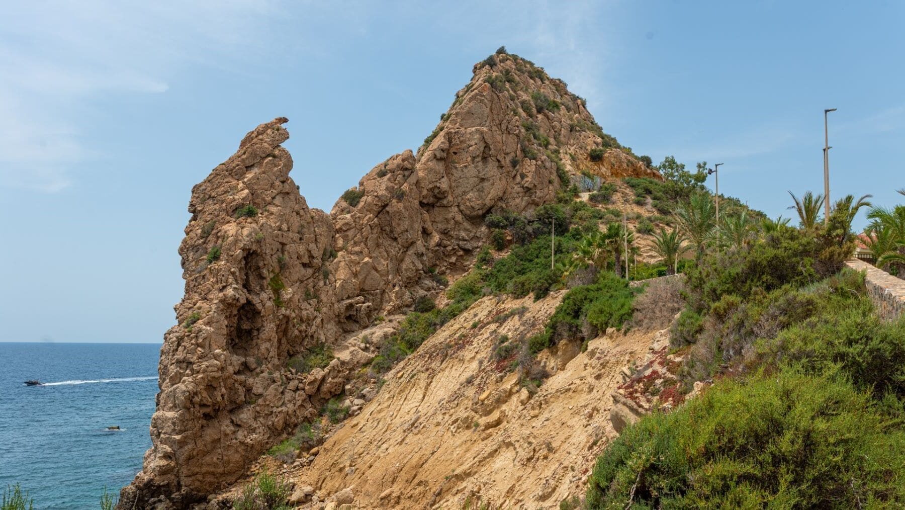 la transformación ecológica del Pico de la Aguilica en Águilas