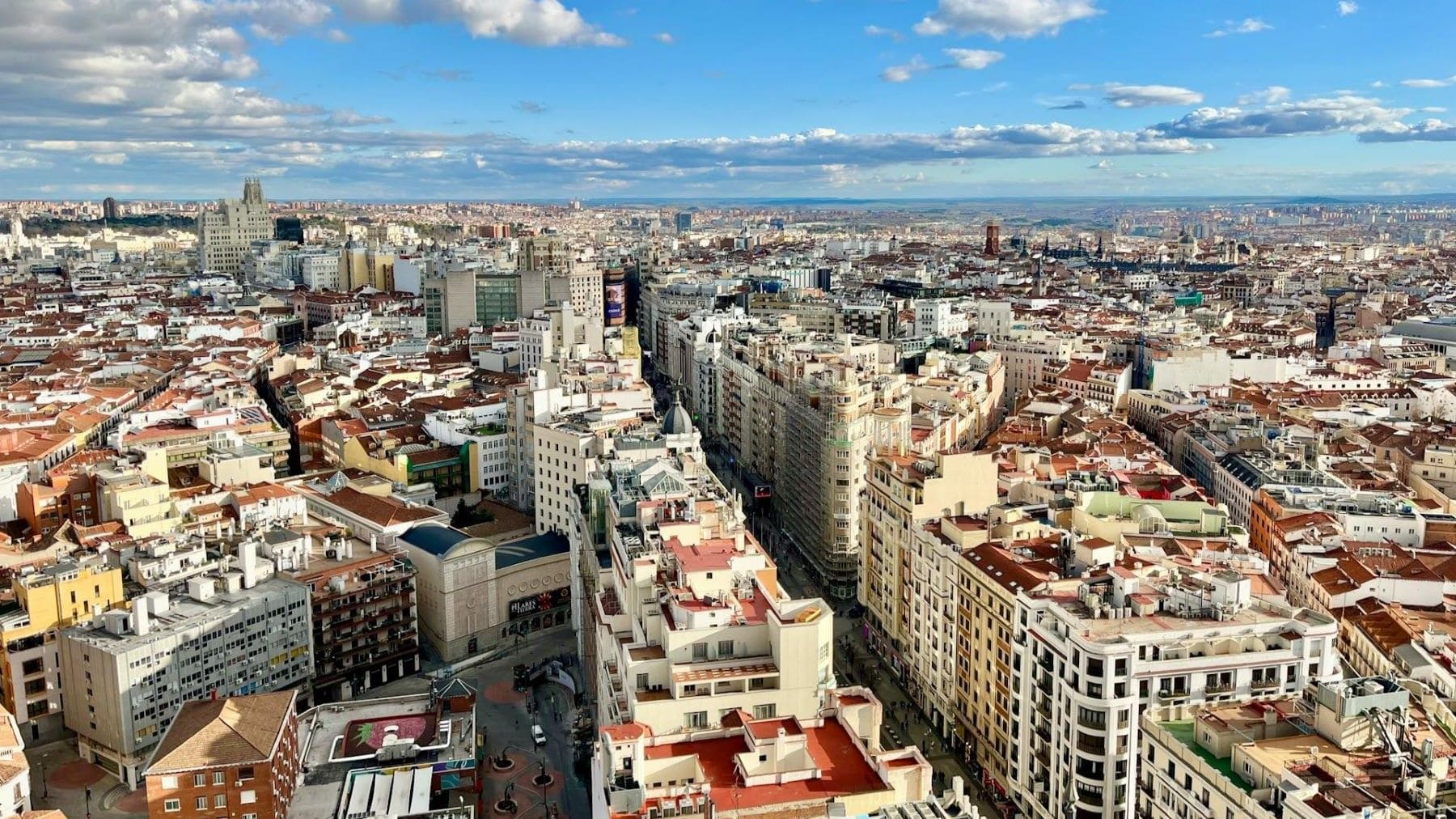 redes de calor y frío con energías renovables en ciudades españolas