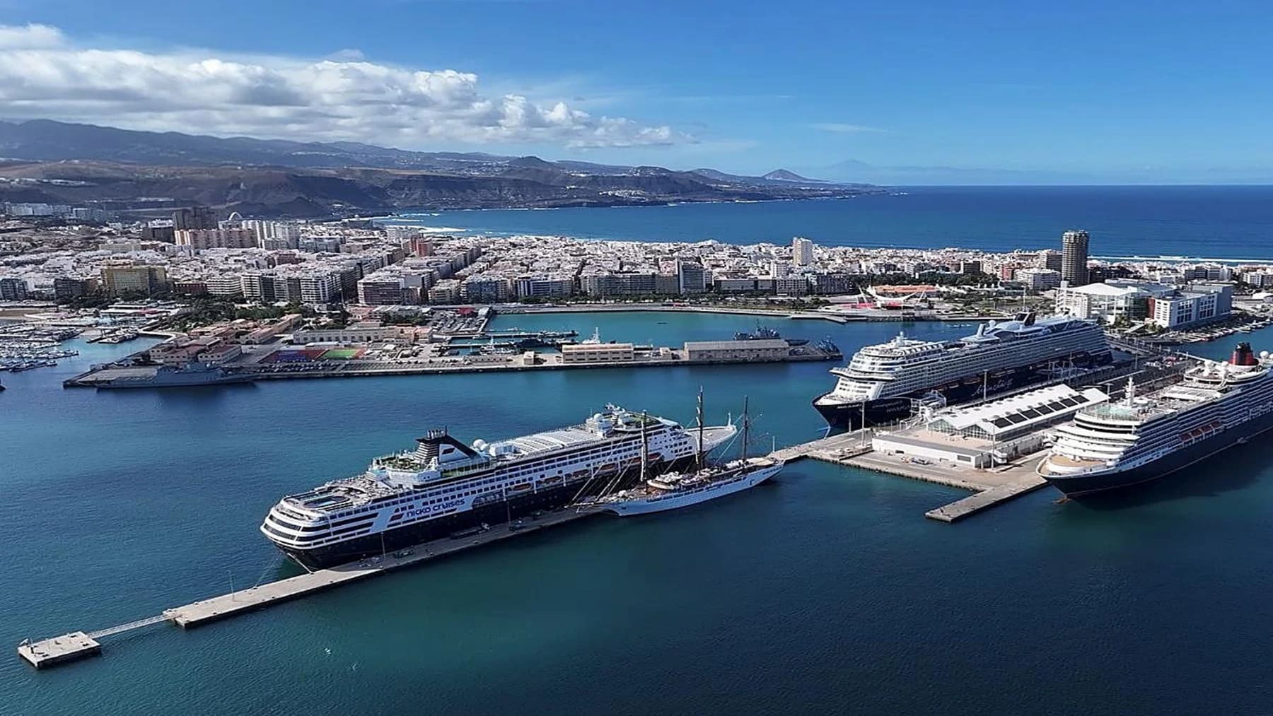 Canarias pide flexibilidad para sus puertos en tasas al CO2 con actividad marítima