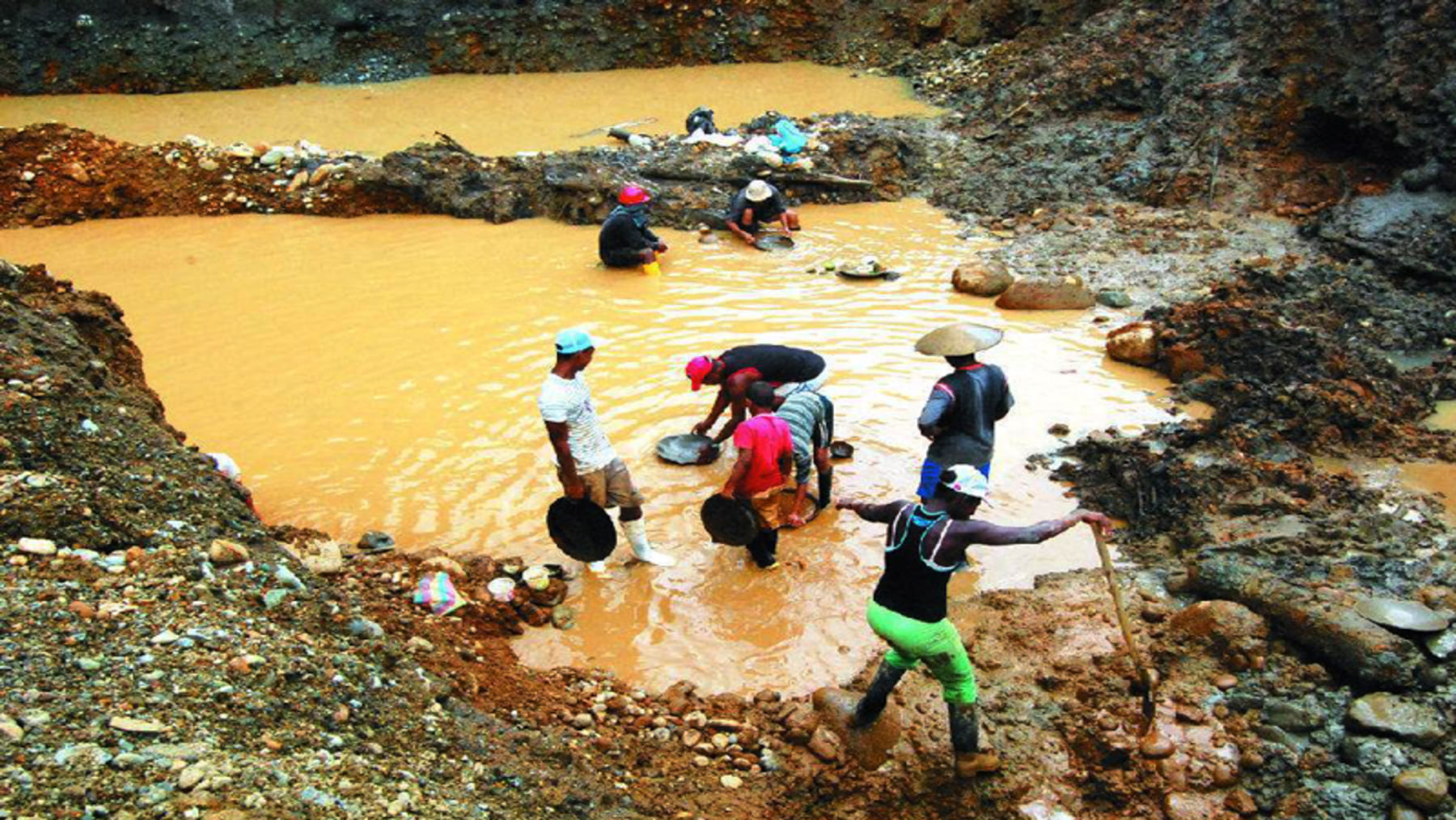 contaminación por metales pesados en la Amazonía causada por minería ilegal