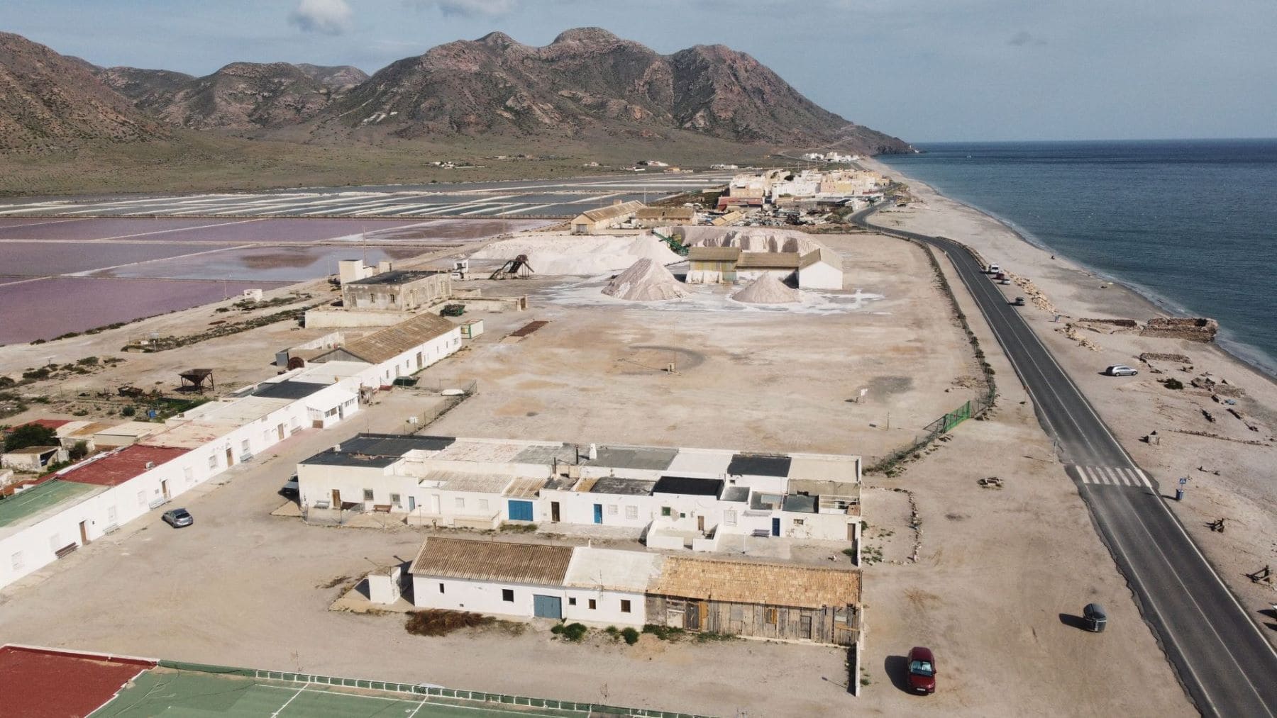 Banderas negras 2026 denuncian el deterioro del litoral español y proponen restaurar marismas, playas y dunasBanderas negras 2026 denuncian el deterioro del litoral español y proponen restaurar marismas, playas y dunas
