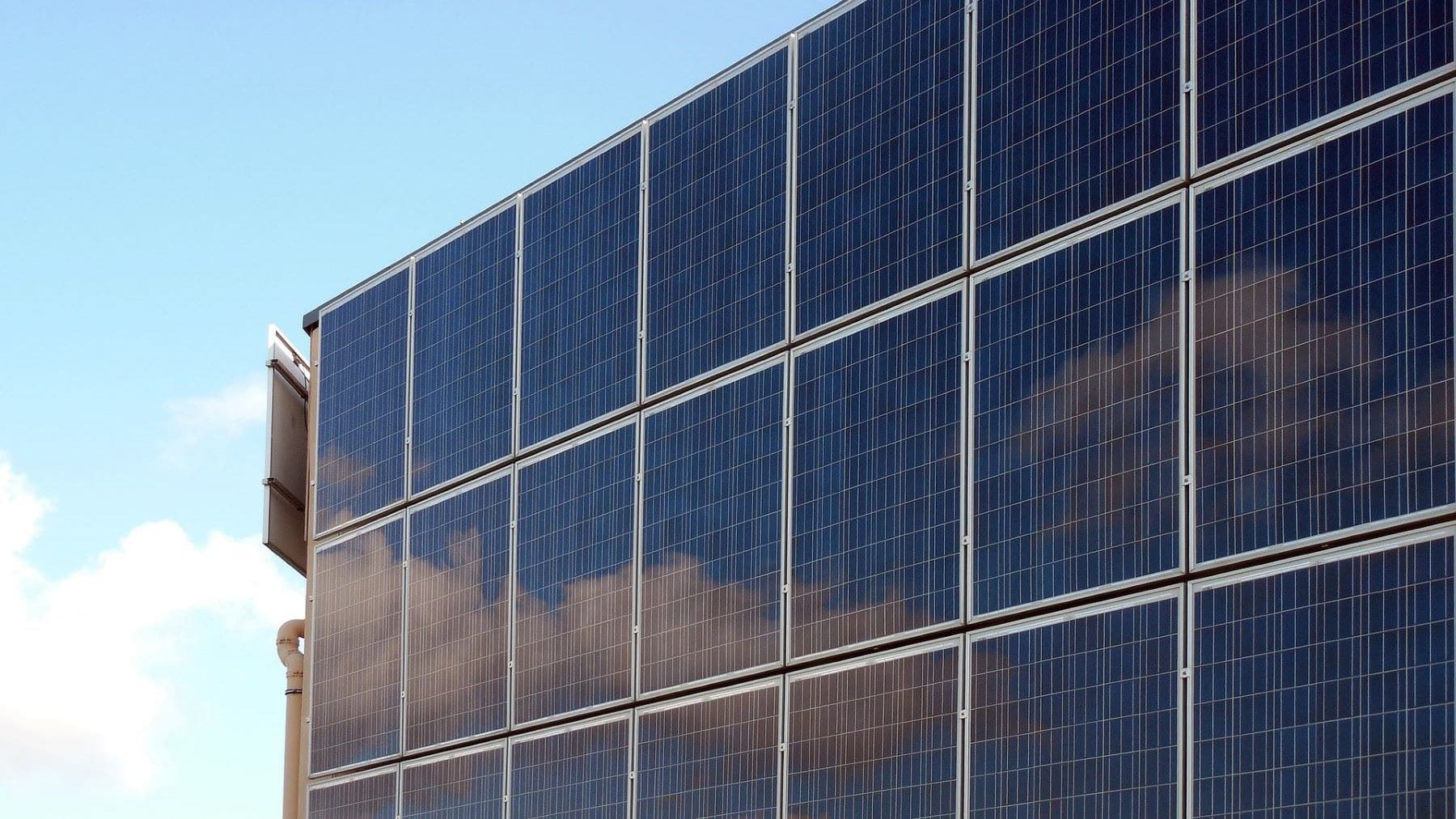 La mayor comunidad energética de Canarias está contra reloj para completar su ejecución