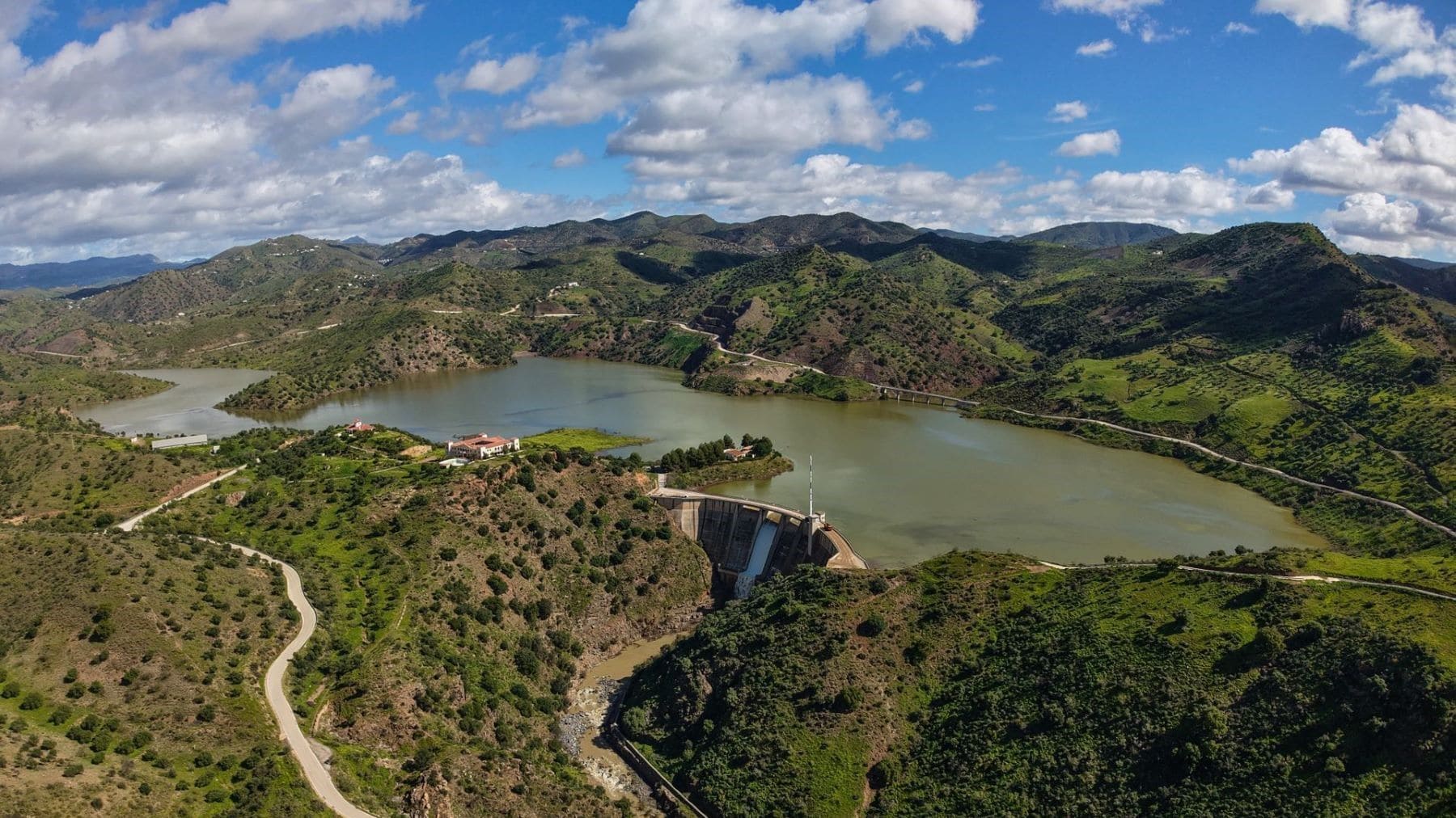 las reservas hídricas en España caen en una gran cuenca hidrográfica