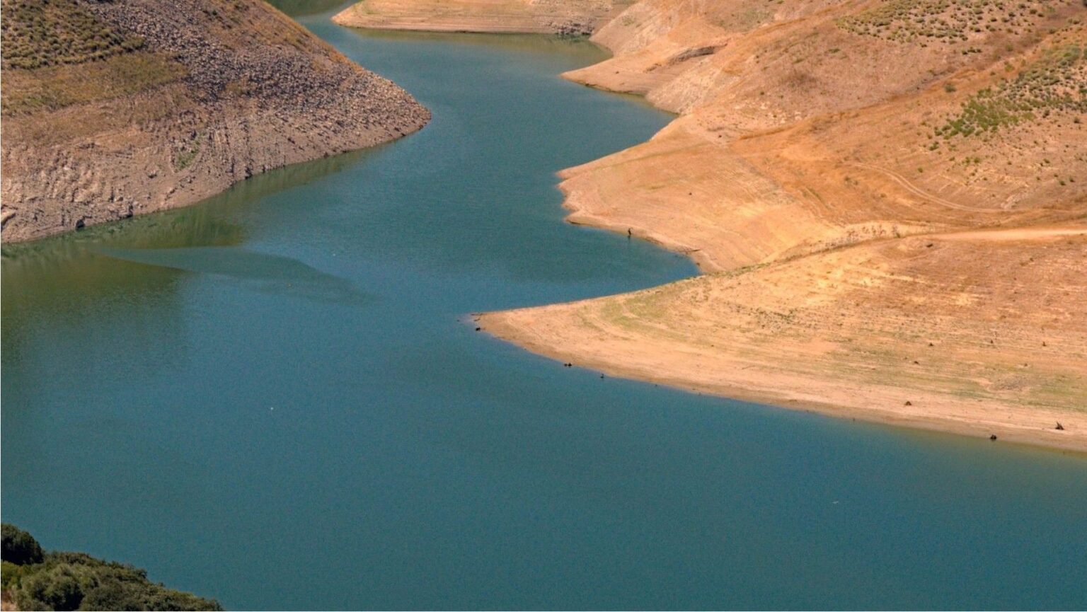 los pantanos españoles mantienen niveles históricos de agua