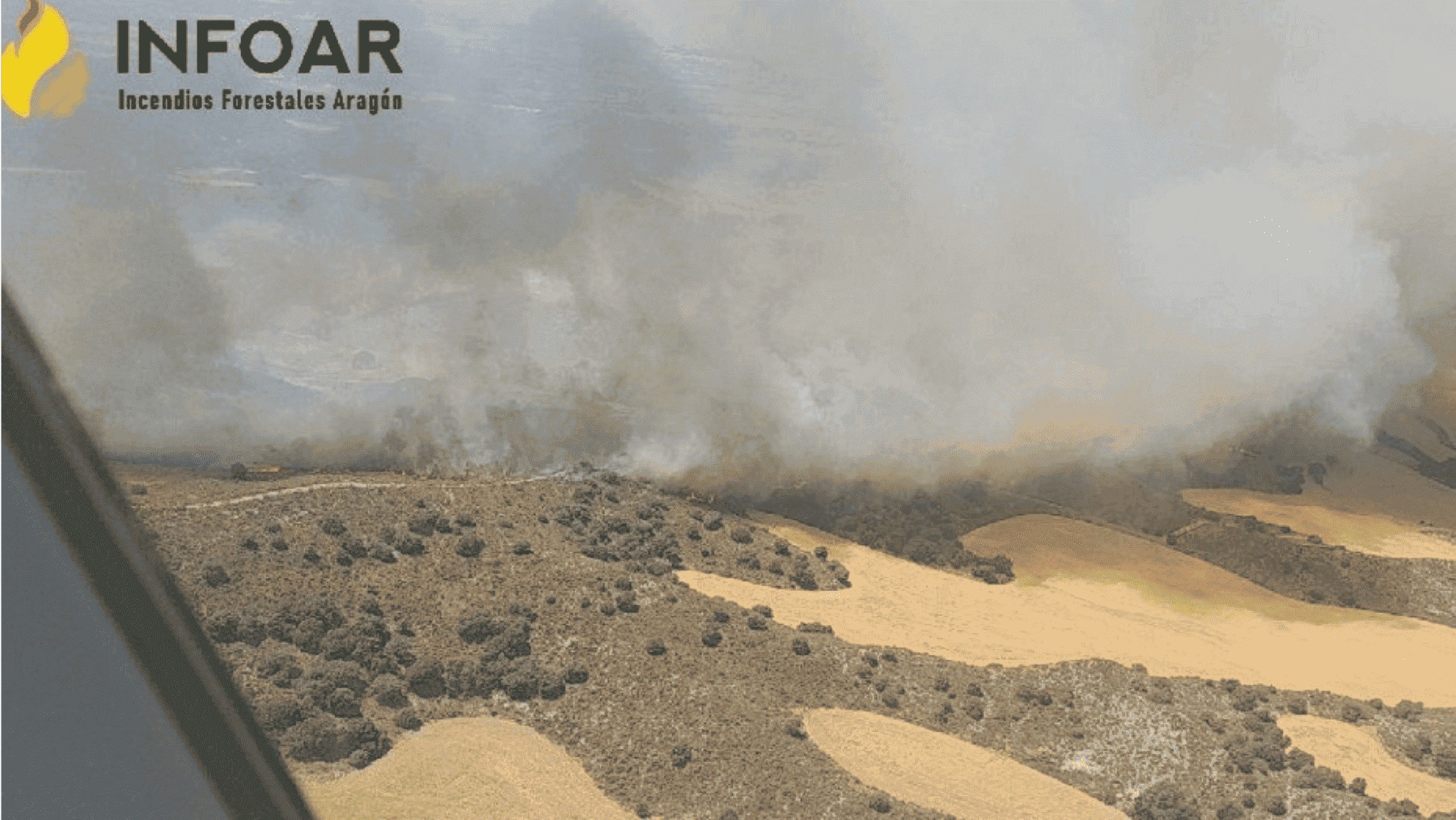 Incendio en Huesca obliga a evacuar vecinos