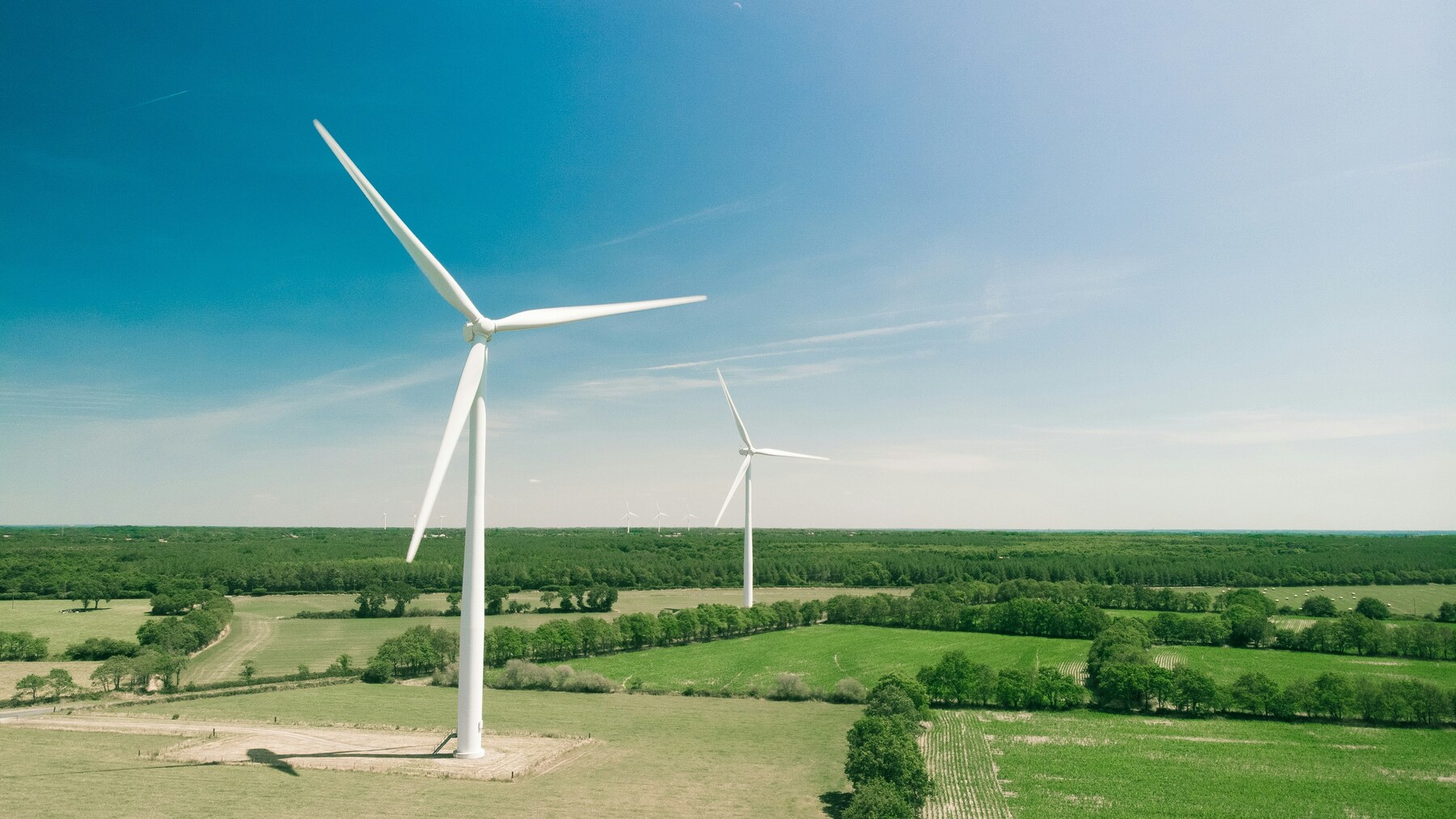 ECOticias.com - El Periódico Verde 33 Aerogeneradores aprovechando la fuerza del viento