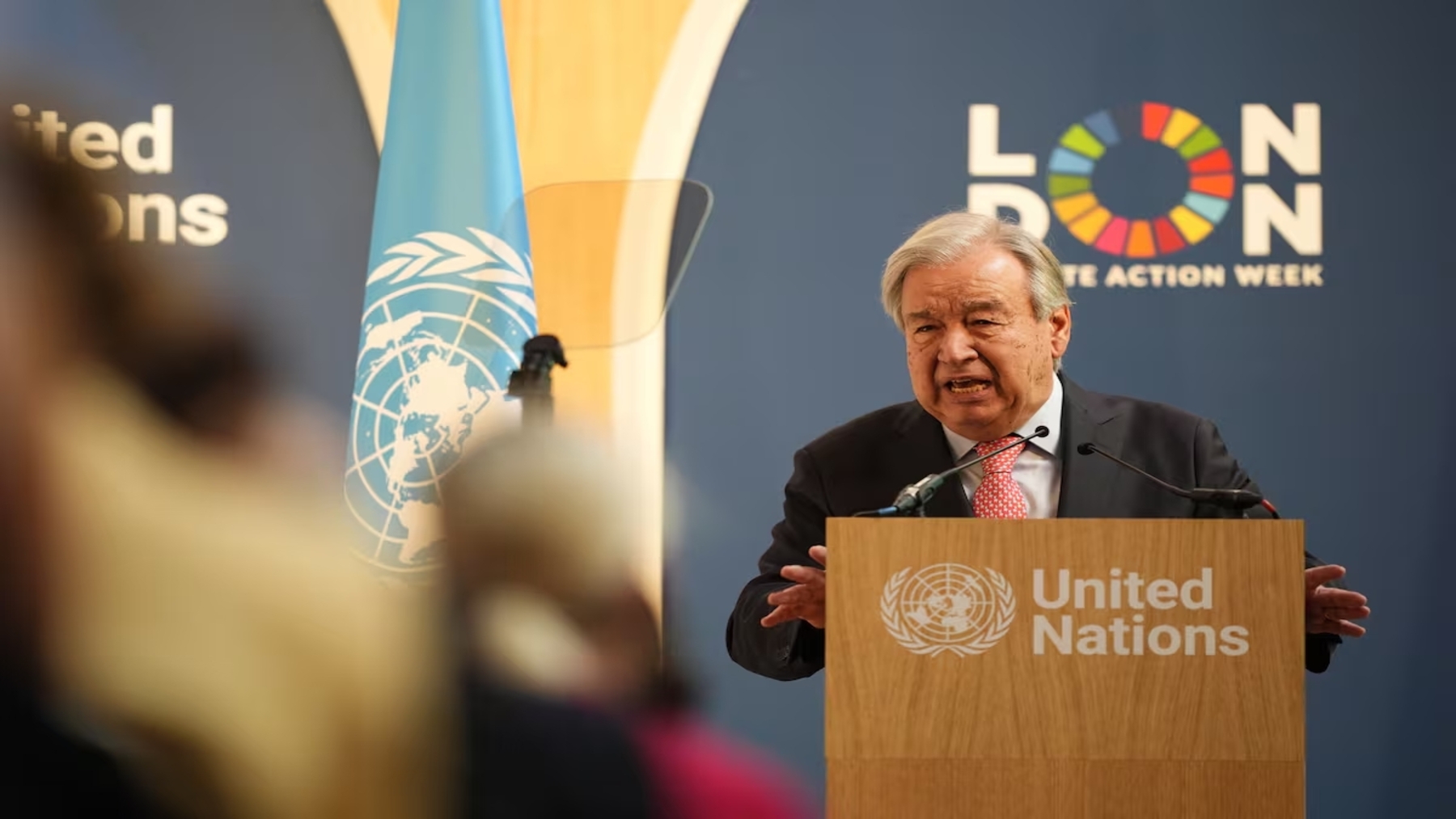 Guterres pide acelerar las energías renovables durante un discurso de la ONU
