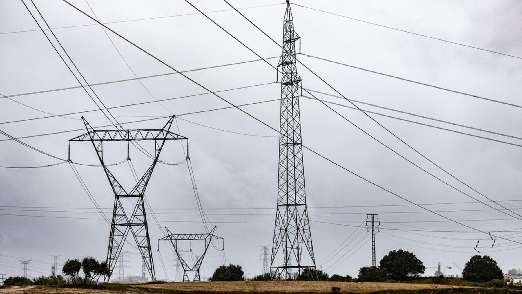 La falta de red eléctrica frena inversiones en el País Vasco