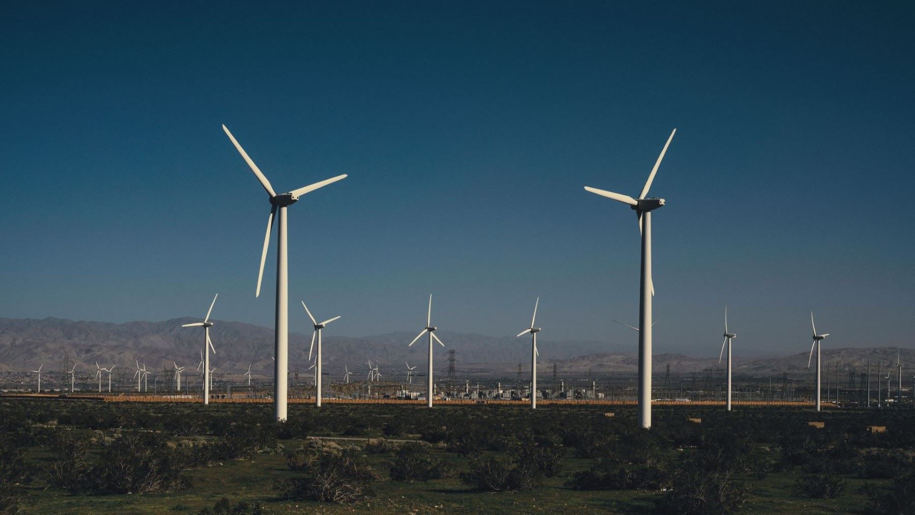 El Gobierno impulsa el autoconsumo industrial y el almacenamiento de energía renovable