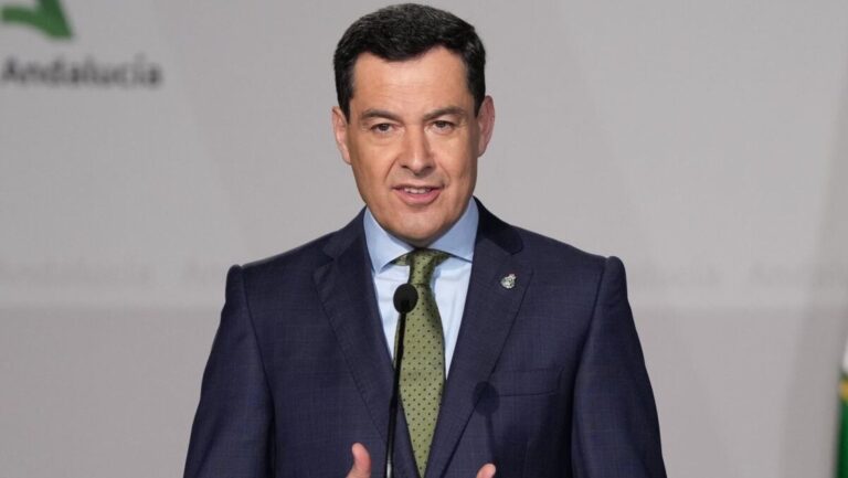 Juanma Moreno defiende que el cambio climático es una evidencia científica