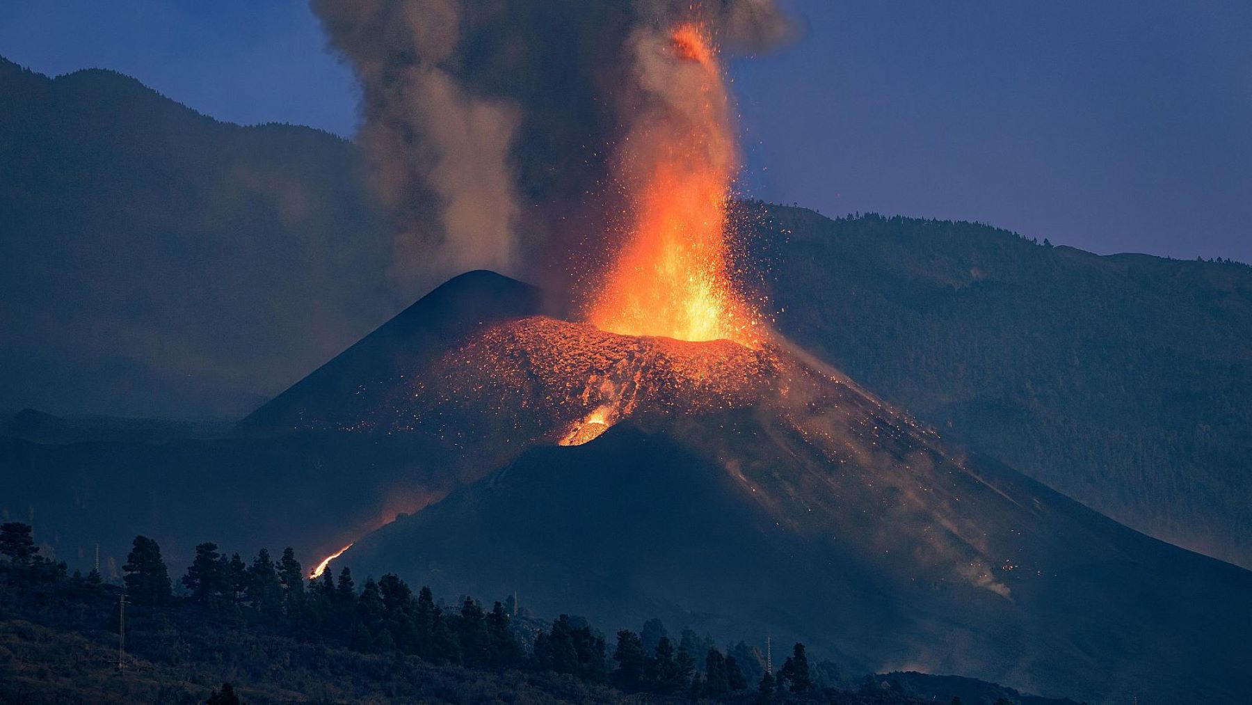 La Palma mantiene la vigilancia por gases tras la erupción del Tajogaite
