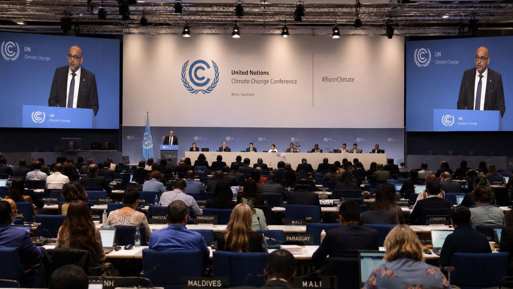 Delegados durante la clausura de la cumbre climática de la ONU en Bonn 2026, que terminó sin acuerdos sobre financiación, adaptación y océanos.