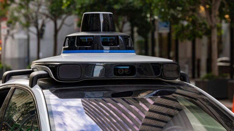 Uber y Pony.ai desplegarán 2.000 robotaxis en Europa