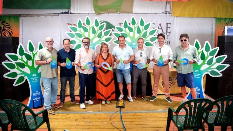 Rototom evita 3,2 millones de botellas de plástico con agua sostenible