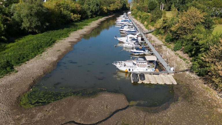 Rumanía retrasa el cierre de las centrales de carbón por la sequía.