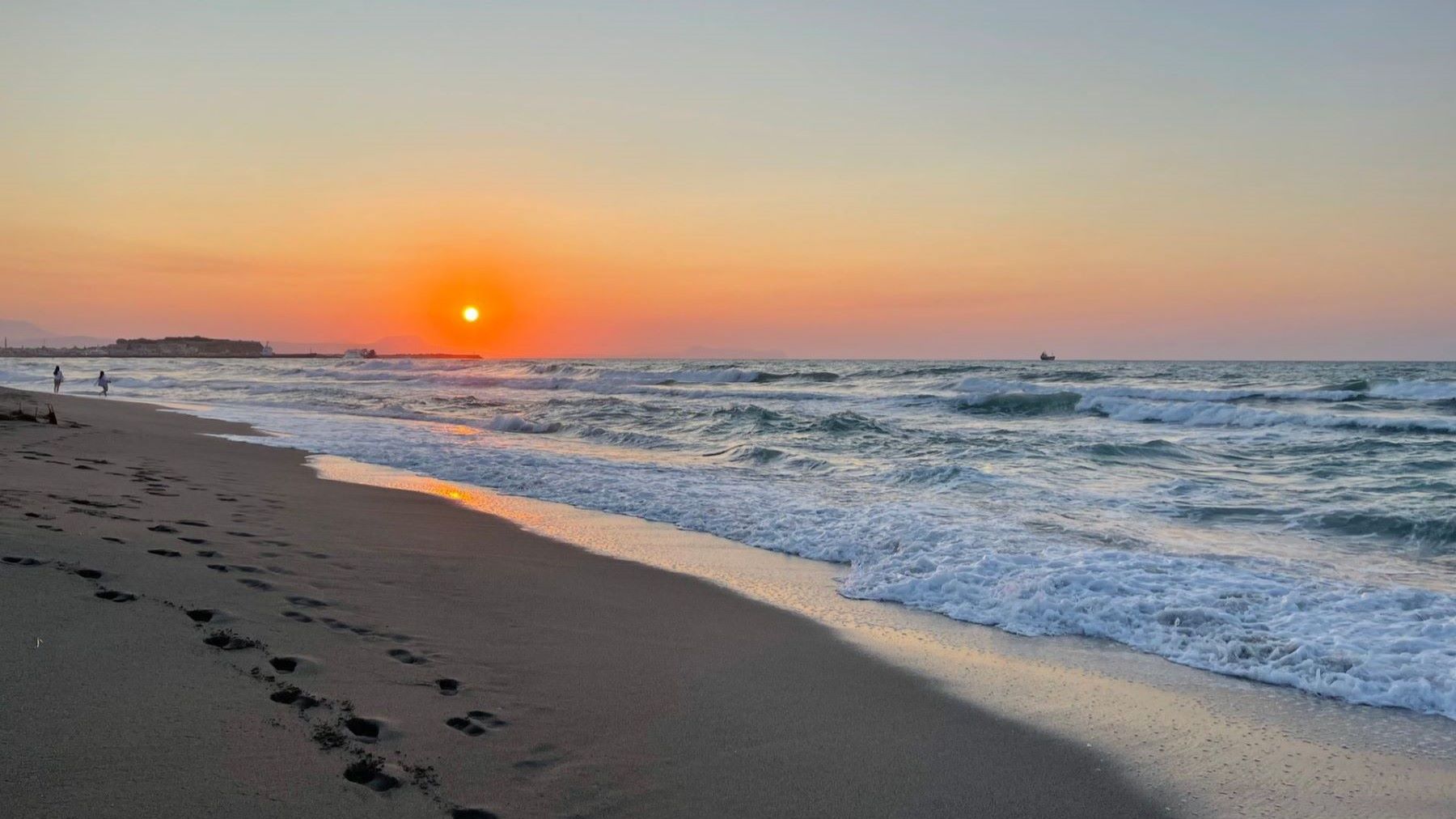 Día Mundial de las Playas 2026 moviliza voluntarios contra los residuos marinos