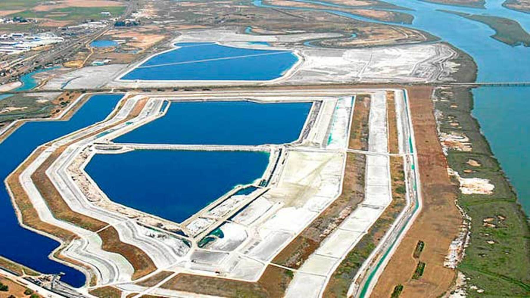 filtraciones en los fosfoyesos de Huelva durante las obras de restauración