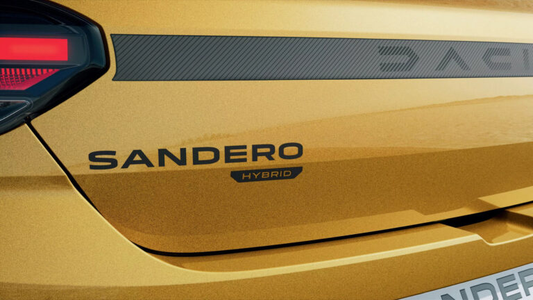 Dacia Sandero hybrid 155 con nueva motorización híbrida autorrecargable de 155 CV
